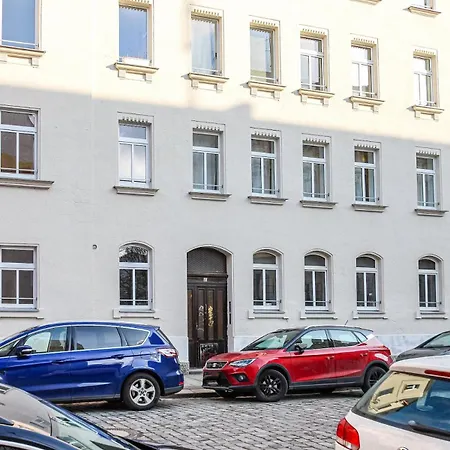 Daire Spacious Flat Close To Center