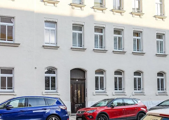 Apartment Spacious Flat Close To Center