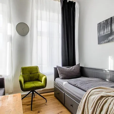 Spacious Flat Close To Center 아파트 라이프치히