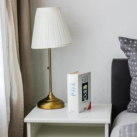 Spacious Flat Close To Center 아파트 라이프치히