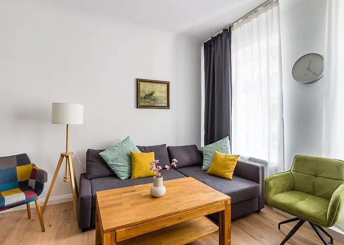 Spacious Flat Close To Center