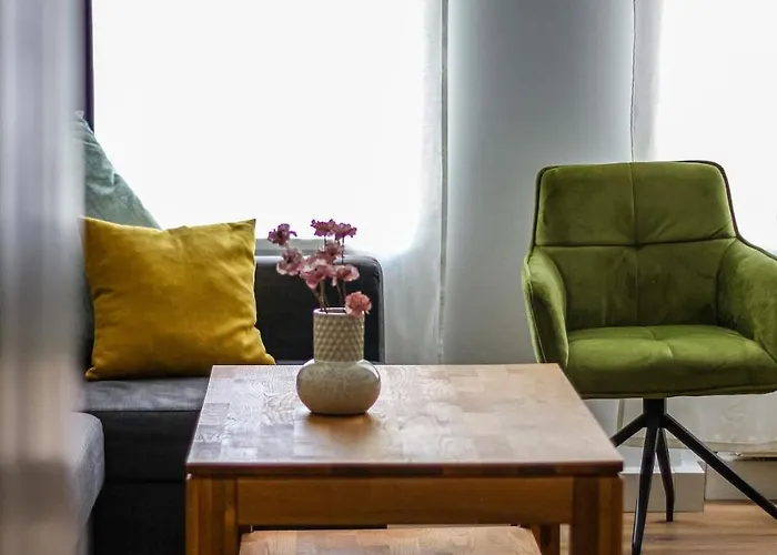 Spacious Flat Close To Center *