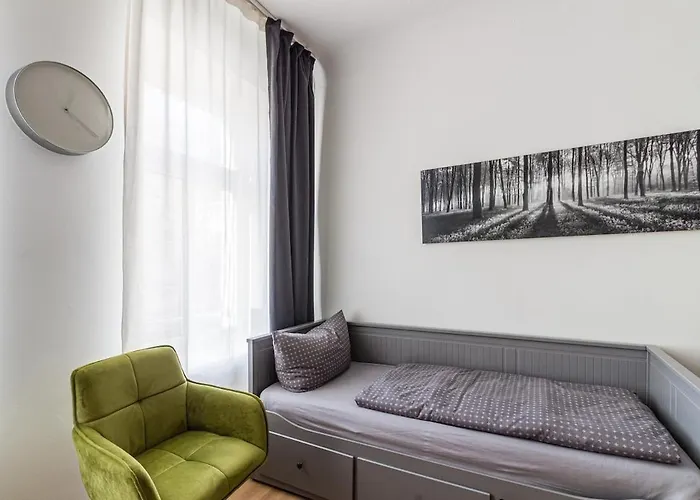 Spacious Flat Close To Center 公寓